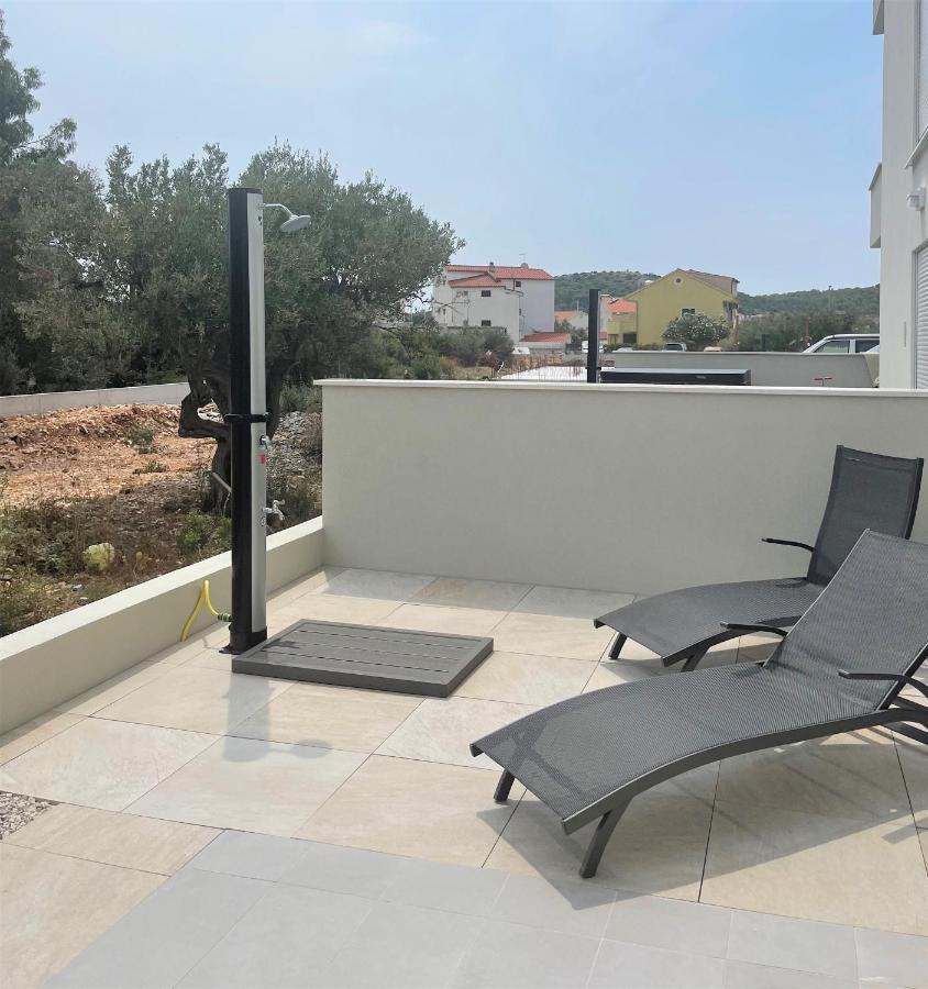 Soltysovka Apartments Rogoznica  Bagian luar foto
