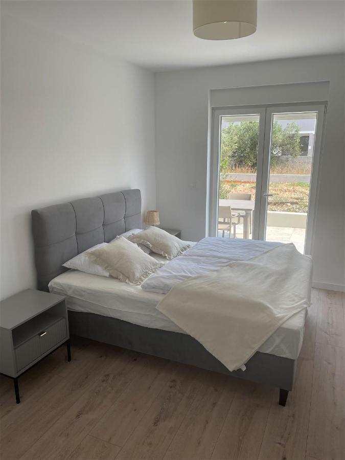 Soltysovka Apartments Rogoznica  Bagian luar foto