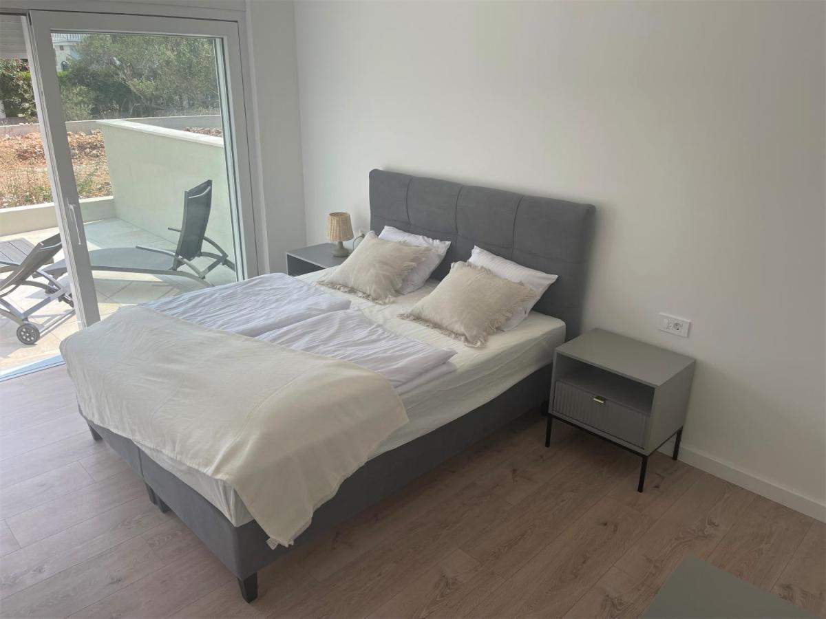 Soltysovka Apartments Rogoznica  Bagian luar foto